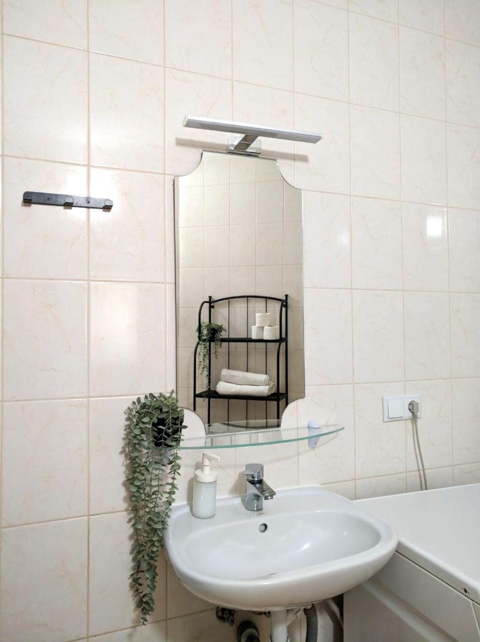 מוקצ'בה Best Apartment In The Center מראה חיצוני תמונה