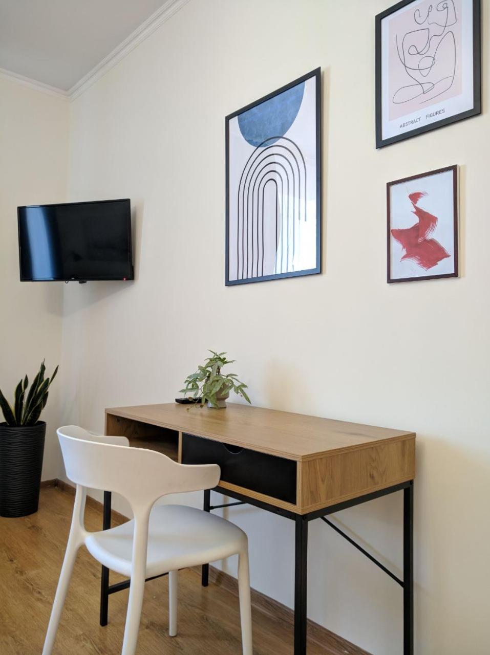 מוקצ'בה Best Apartment In The Center מראה חיצוני תמונה