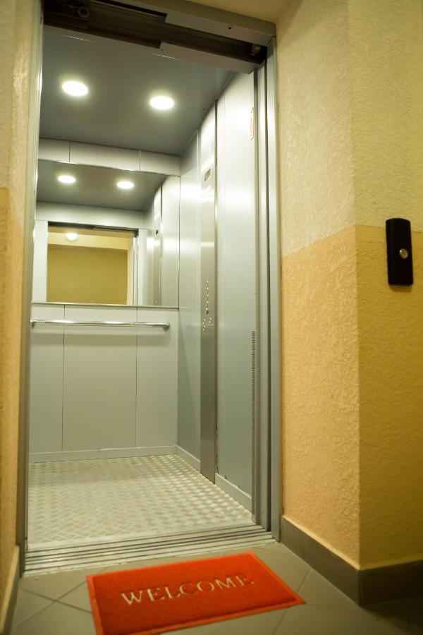 מוקצ'בה Best Apartment In The Center מראה חיצוני תמונה